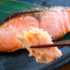 画像6: 大人気♪鮭塩糀入り！さば塩糀たっぷり堪能セット (6)